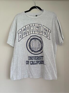 H&M Vintage Inspired Berkeley Graphic Oversized Tee Size M